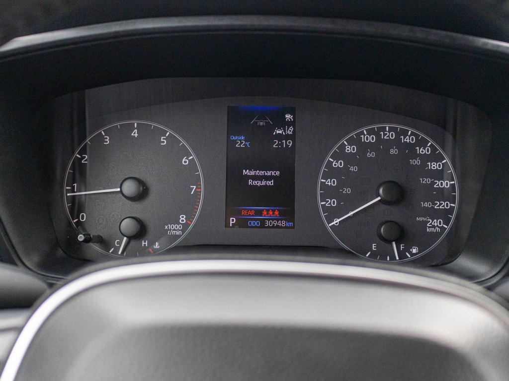 2023 Toyota Corolla Cross LE in Charlemagne, Quebec - 18 - w1024h768px