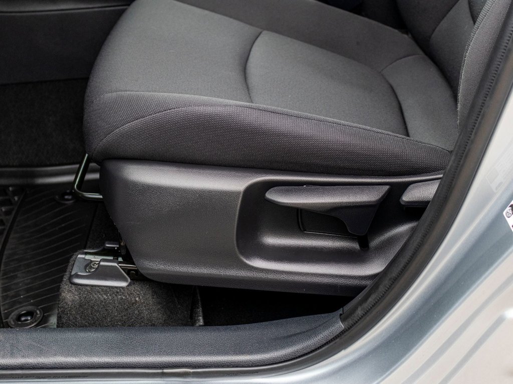 2023 Toyota Corolla Cross LE in Charlemagne, Quebec - 25 - w1024h768px