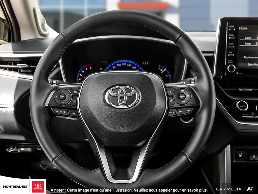 2025 Toyota COROLLA CROSS XLE AWD in Charlemagne, Quebec - 12 - w1024h768px