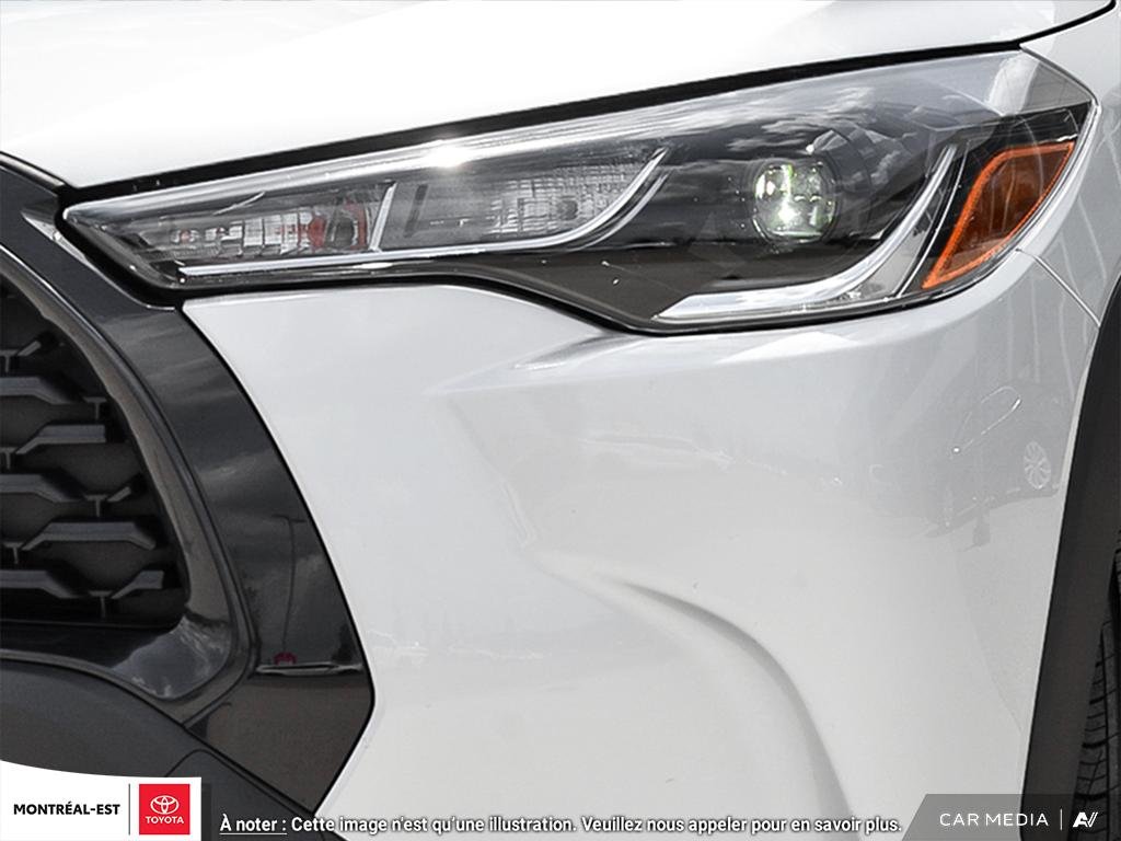 2025 Toyota COROLLA CROSS LE AWD in Charlemagne, Quebec - 10 - w1024h768px