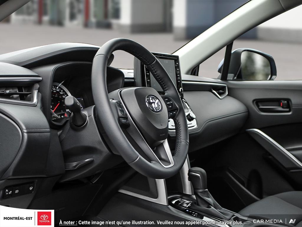 2025 Toyota COROLLA CROSS LE AWD in Charlemagne, Quebec - 11 - w1024h768px
