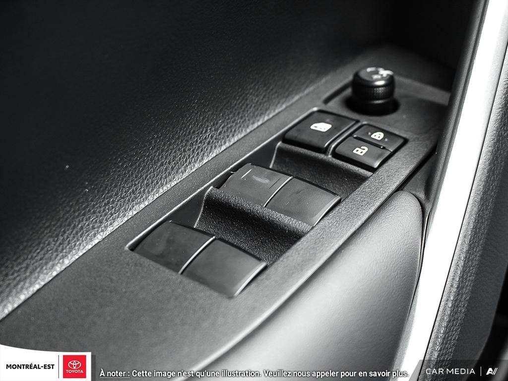 2025 Toyota COROLLA CROSS L FWD in Charlemagne, Quebec - 15 - w1024h768px