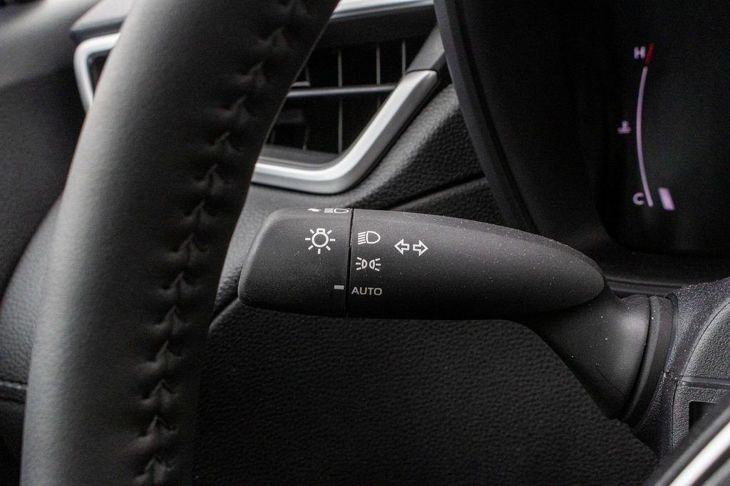 Toyota Corolla Cross LE 2026 à Charlemagne, Québec - 19 - w1024h768px