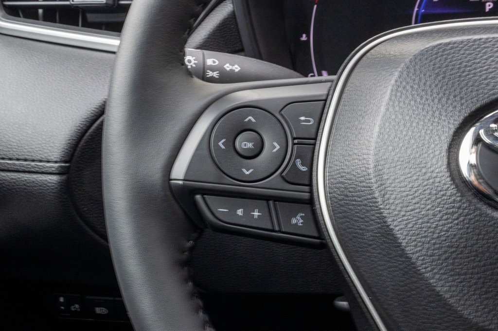 Toyota Corolla Cross LE 2026 à Charlemagne, Québec - 11 - w1024h768px