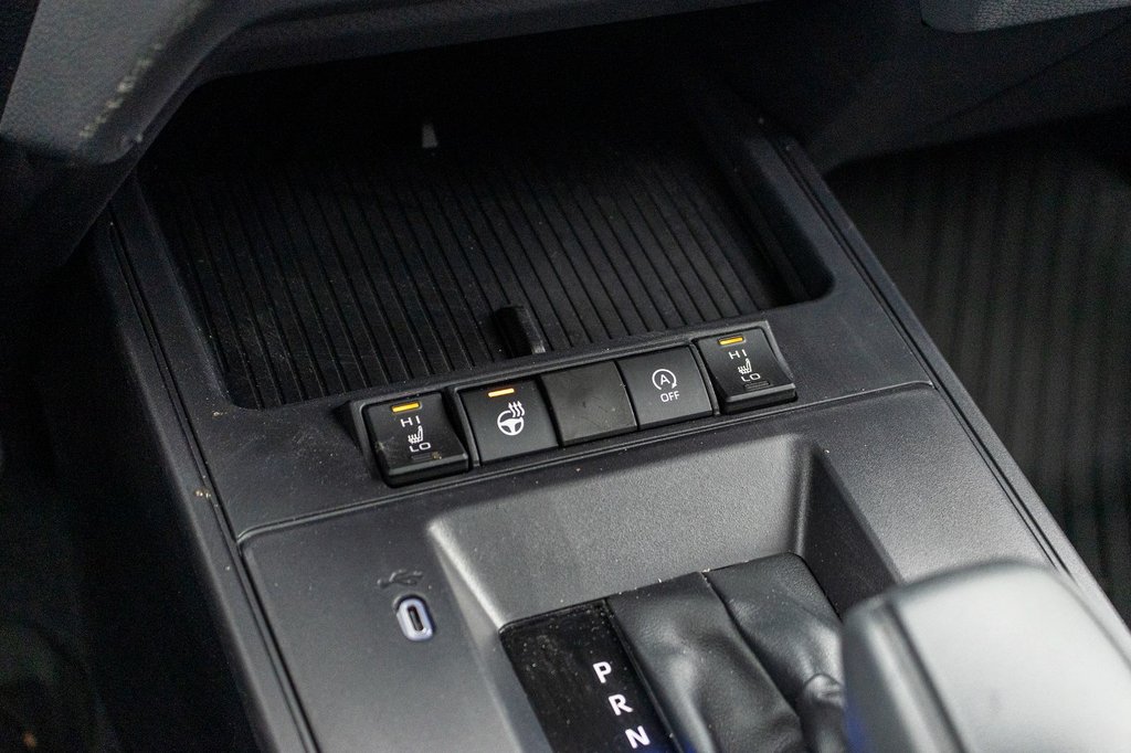 Toyota Corolla Cross LE 2026 à Charlemagne, Québec - 16 - w1024h768px