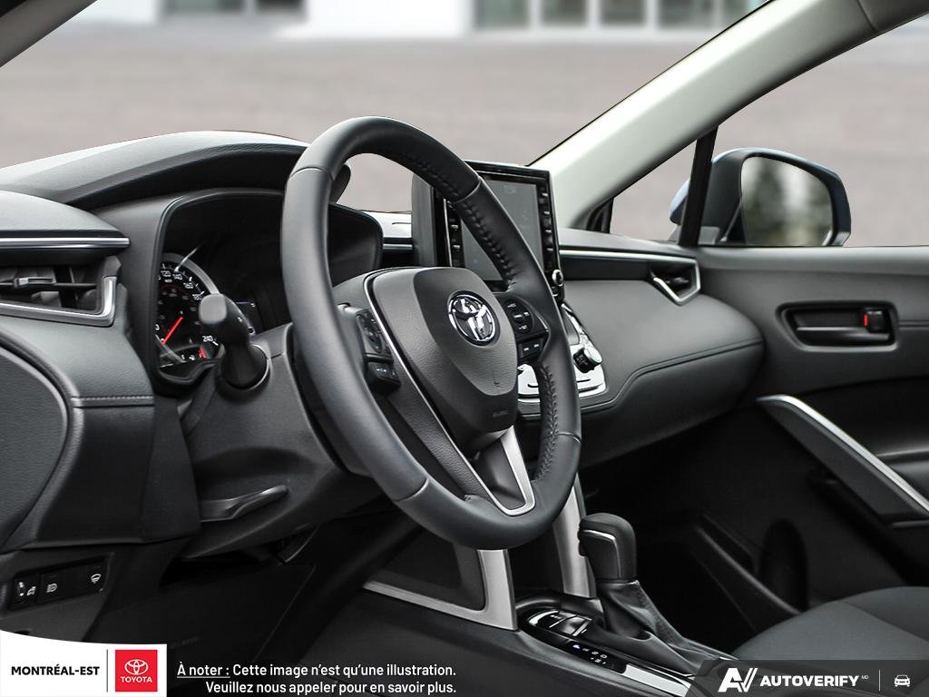 2026 Toyota Corolla Cross LE AWD in Charlemagne, Quebec - 11 - w1024h768px