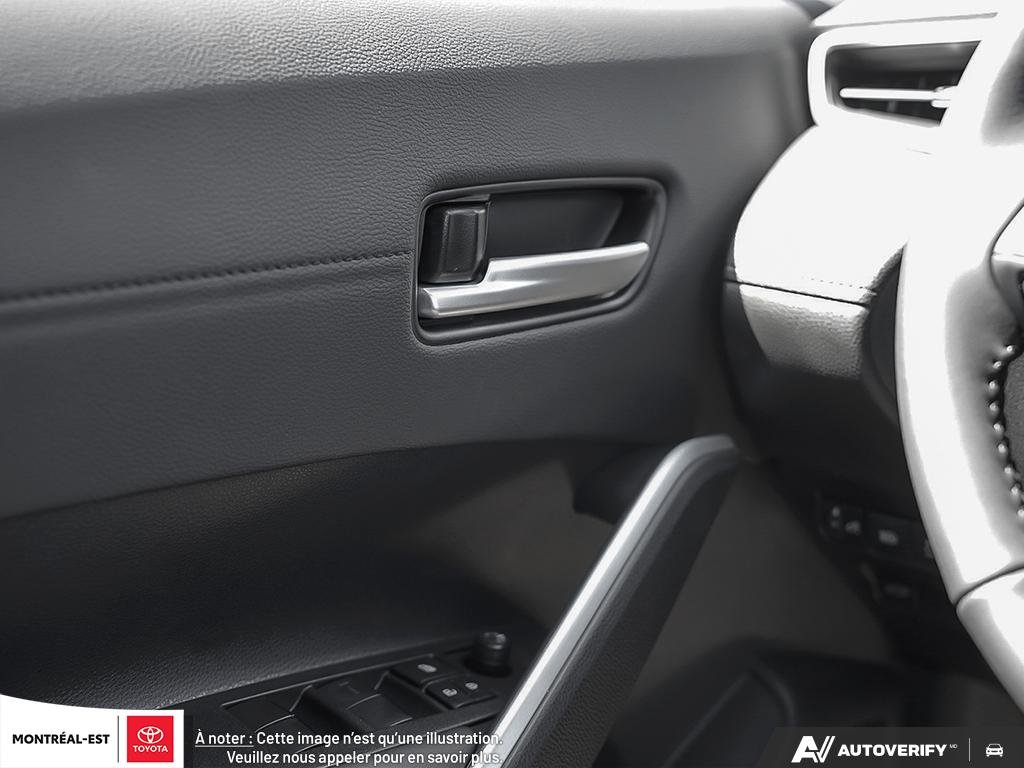 2026 Toyota Corolla Cross XLE AWD in Charlemagne, Quebec - 16 - w1024h768px
