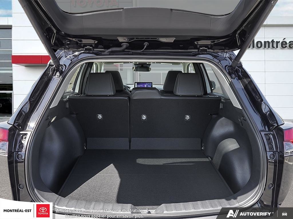2026 Toyota Corolla Cross XLE AWD in Charlemagne, Quebec - 7 - w1024h768px
