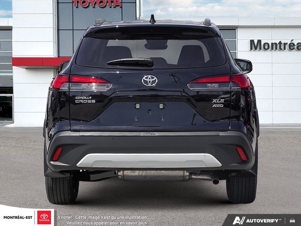 2026 Toyota Corolla Cross XLE AWD in Charlemagne, Quebec - 5 - w1024h768px