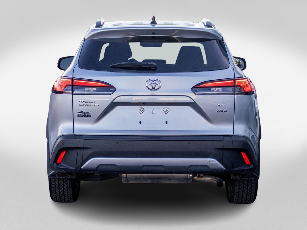 2026 Toyota Corolla Cross XLE AWD **JAMAIS ACCIDENTÉ+TOIT+CUIR+18PO** in Saint-Jérôme, Quebec - 5 - w1024h768px