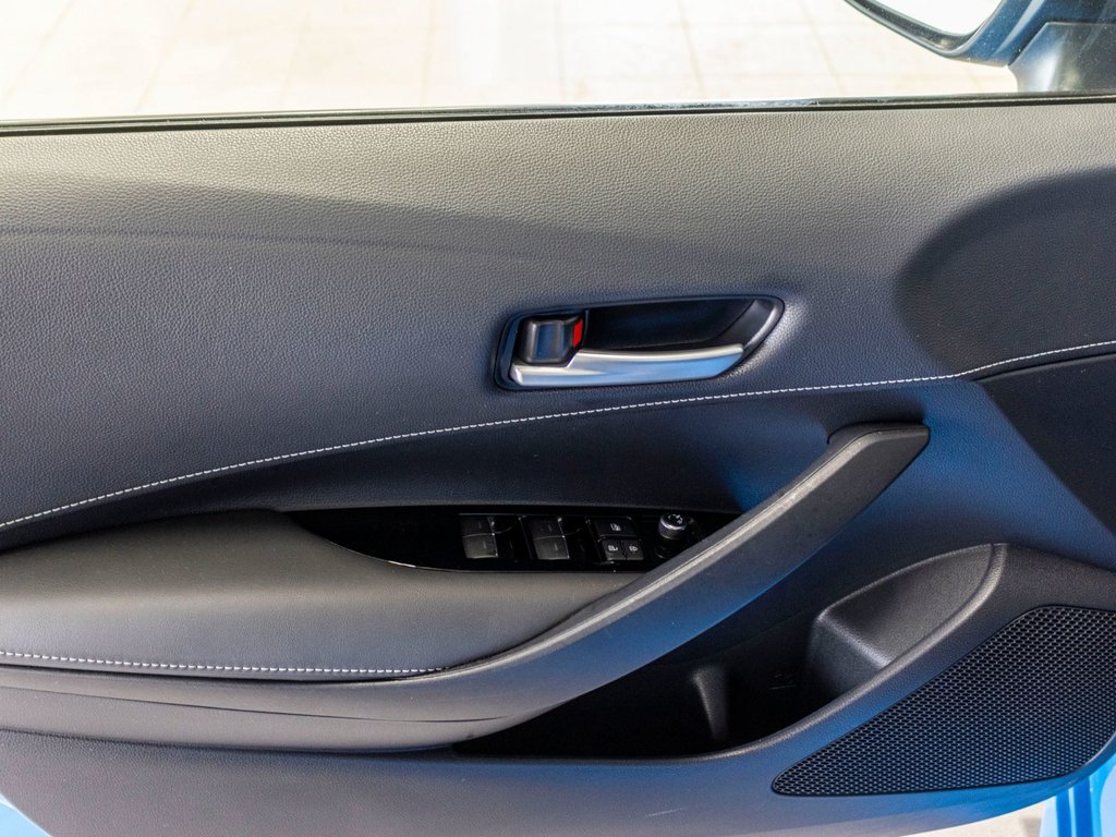 2019 Toyota Corolla Hatchback SE PLUS **JAMAIS ACCIDENTÉ** VOLANT CUIR in Saint-Jérôme, Quebec - 24 - w1024h768px