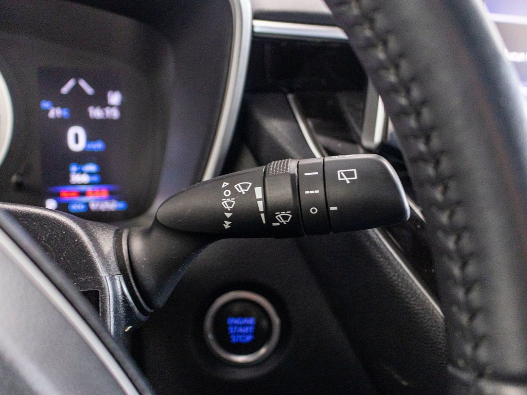 2019 Toyota Corolla Hatchback SE PLUS **JAMAIS ACCIDENTÉ** VOLANT CUIR in Saint-Jérôme, Quebec - 17 - w1024h768px