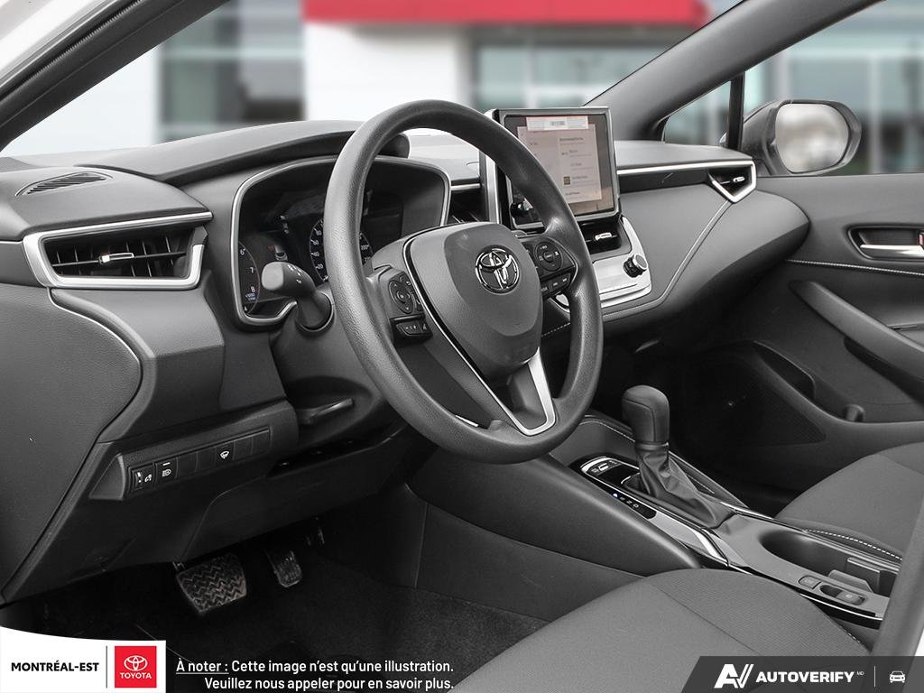 2026 Toyota Corolla Hatchback SE in Charlemagne, Quebec - 12 - w1024h768px