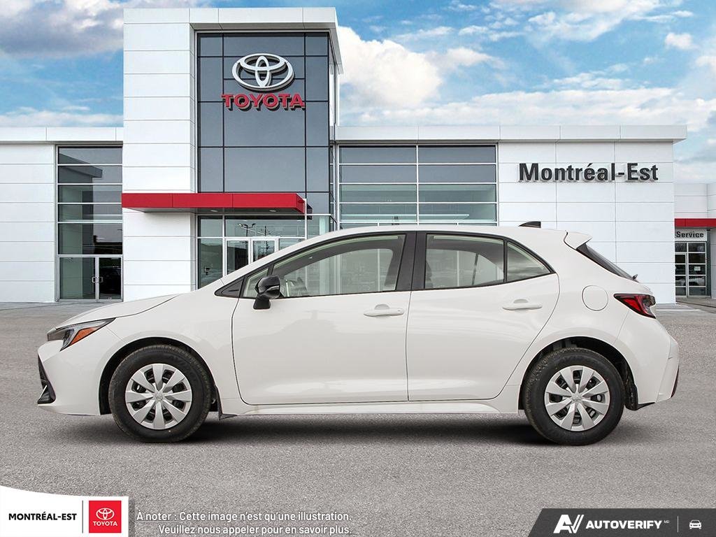 2026 Toyota Corolla Hatchback SE in Charlemagne, Quebec - 3 - w1024h768px