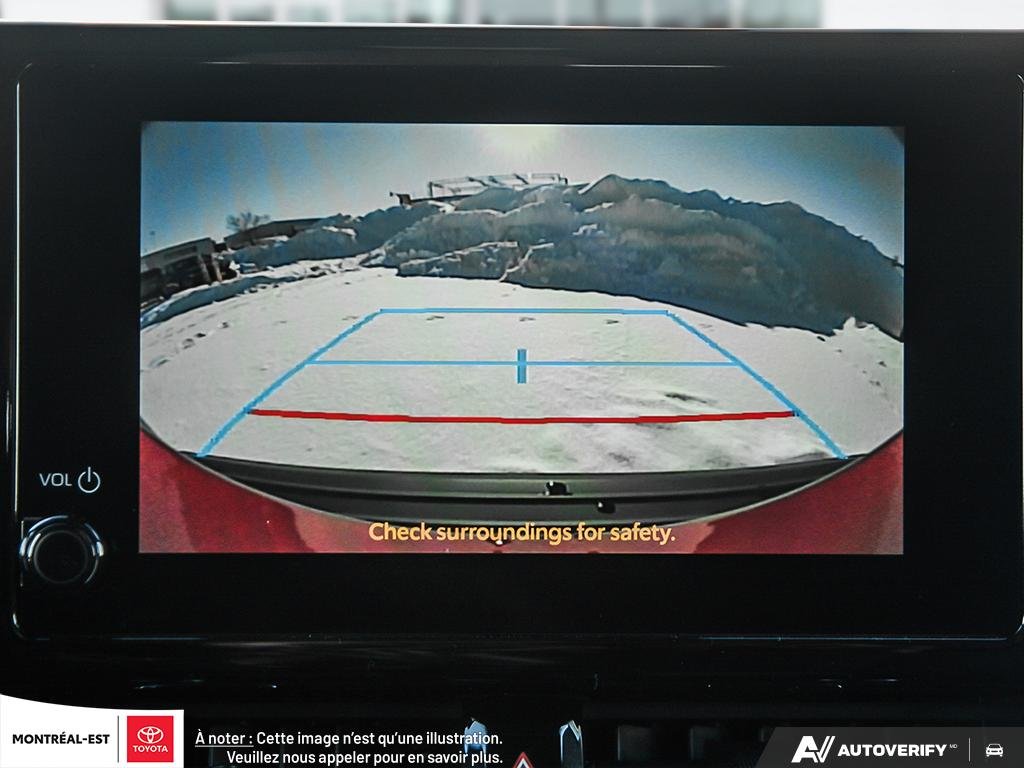2026 Toyota Corolla Hatchback SE Upgrade in Charlemagne, Quebec - 23 - w1024h768px