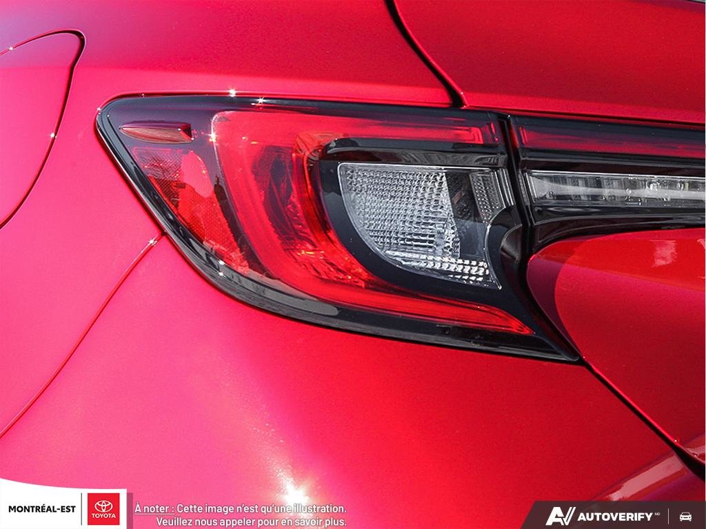 2026 Toyota Corolla Hatchback SE Upgrade in Charlemagne, Quebec - 11 - w1024h768px