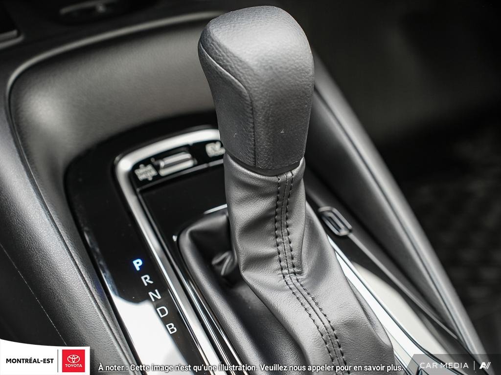 2025 Toyota COROLLA HYBRID SE AWD in Charlemagne, Quebec - 15 - w1024h768px