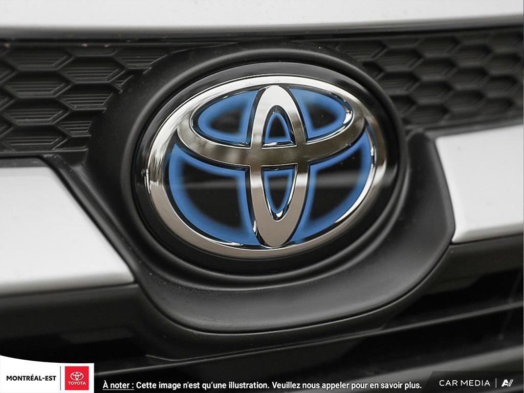 2025 Toyota COROLLA HYBRID LE in Charlemagne, Quebec - 9 - w1024h768px