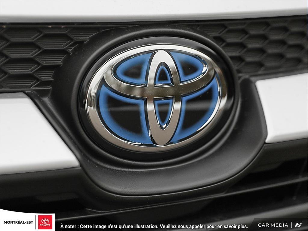 2025 Toyota COROLLA HYBRID LE AWD in Charlemagne, Quebec - 9 - w1024h768px