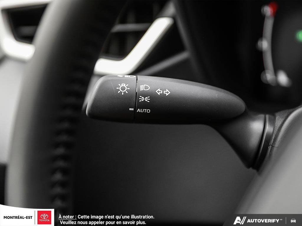 2026 Toyota Corolla Hybrid LE AWD in Charlemagne, Quebec - 22 - w1024h768px