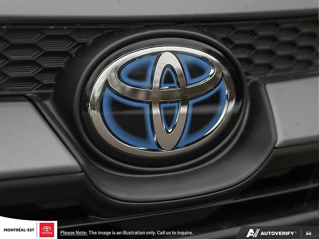 2026 Toyota Corolla Hybrid LE AWD in Charlemagne, Quebec - 9 - w1024h768px