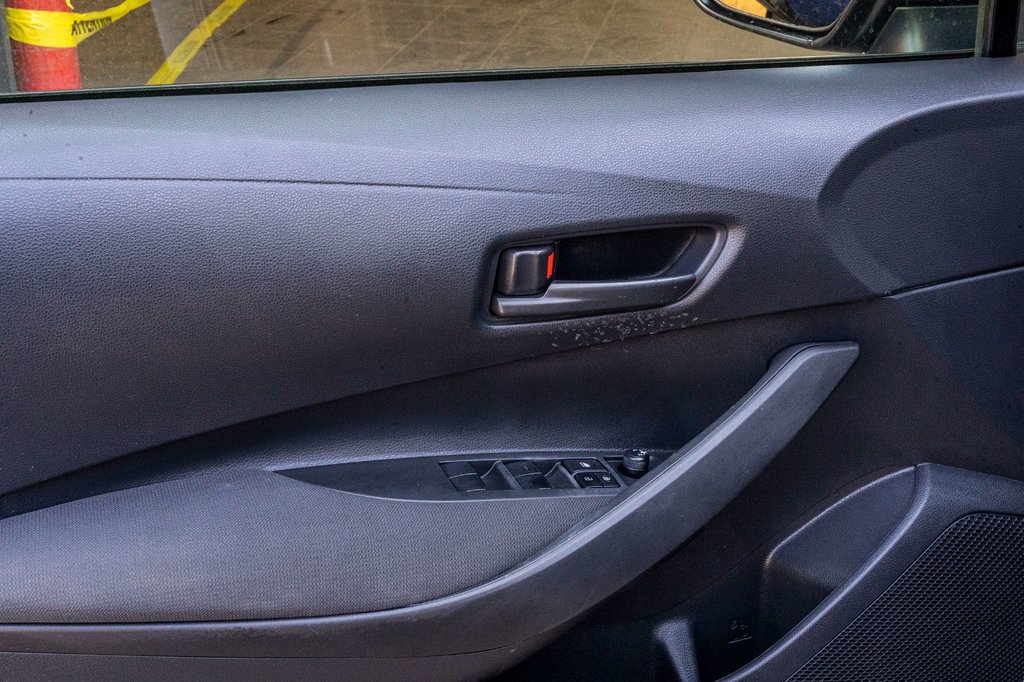 2024 Toyota COROLLA HYBRIDE LE **CAMÉRA+CARPLAY+ANDROID AUTO** in Charlemagne, Quebec - 20 - w1024h768px