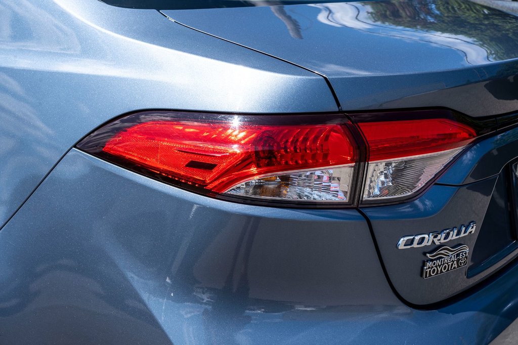 2024 Toyota COROLLA HYBRIDE LE **CAMÉRA+CARPLAY+ANDROID AUTO** in Charlemagne, Quebec - 26 - w1024h768px