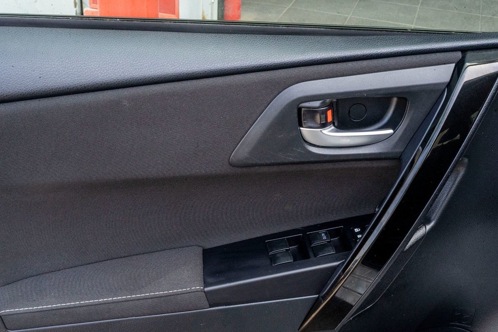 2017 Toyota Corolla iM **RARE**BAS KILO+CAMÉRA+BLUETOOTH+MAG** in Charlemagne, Quebec - 22 - w1024h768px
