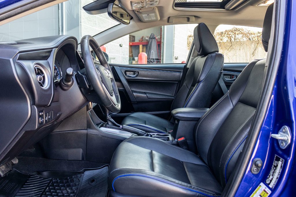 2018 Toyota Corolla XSE **CUIR+TOIT+MAG+SIÈGES ET VOLANT CHAUFFANTS** in Charlemagne, Quebec - 24 - w1024h768px