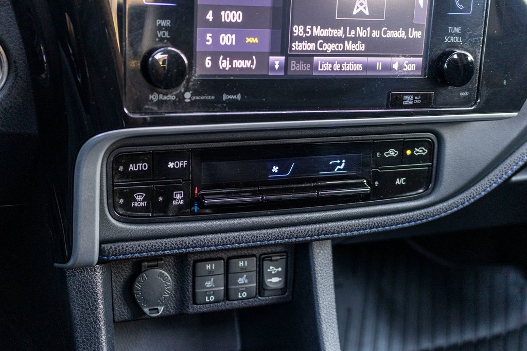 2018 Toyota Corolla XSE **CUIR+TOIT+MAG+SIÈGES ET VOLANT CHAUFFANTS** in Charlemagne, Quebec - 15 - w1024h768px