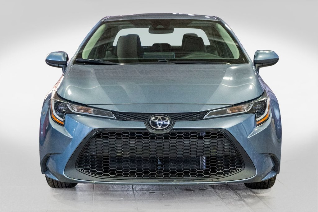 2020 Toyota Corolla LE **CAMÉRA+CARPLAY+SIÈGES CHAUFFANTS** in Charlemagne, Quebec - 2 - w1024h768px