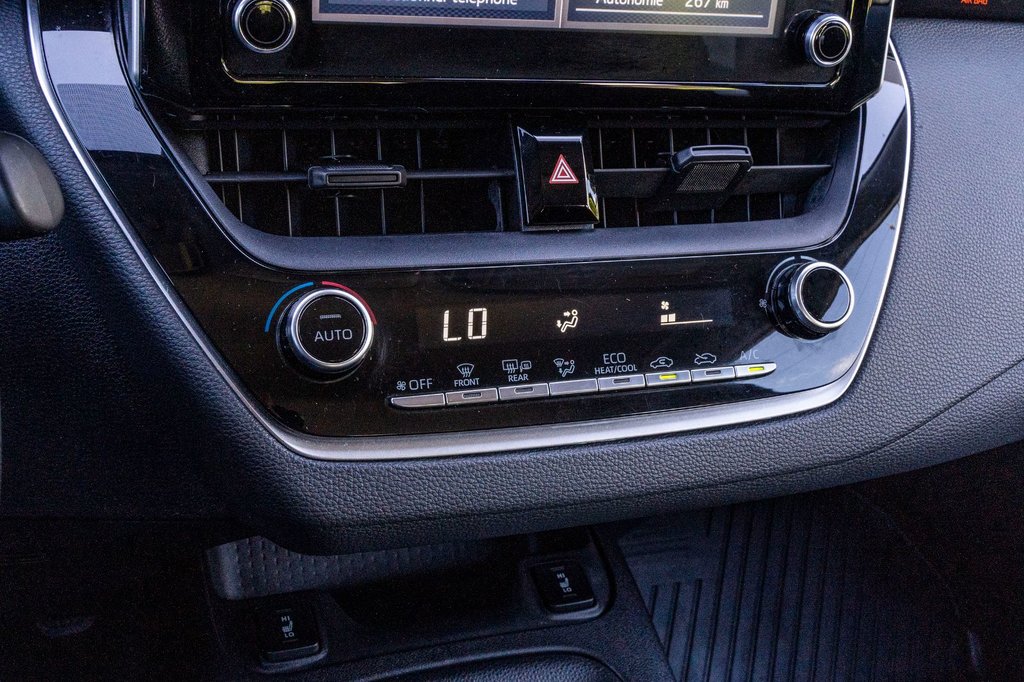 Toyota Corolla LE **CAMÉRA+CARPLAY+SIÈGES CHAUFFANTS** 2020 à Charlemagne, Québec - 13 - w1024h768px