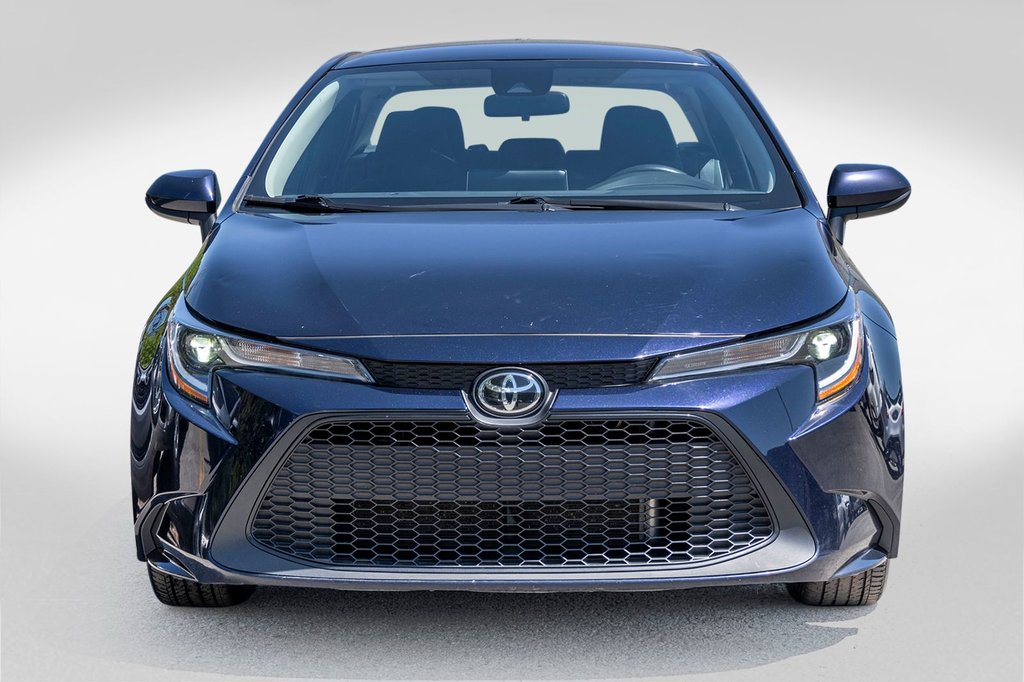 Toyota Corolla LE **CAMÉRA+CARPLAY+SIÈGES CHAUFFANTS** 2020 à Charlemagne, Québec - 2 - w1024h768px