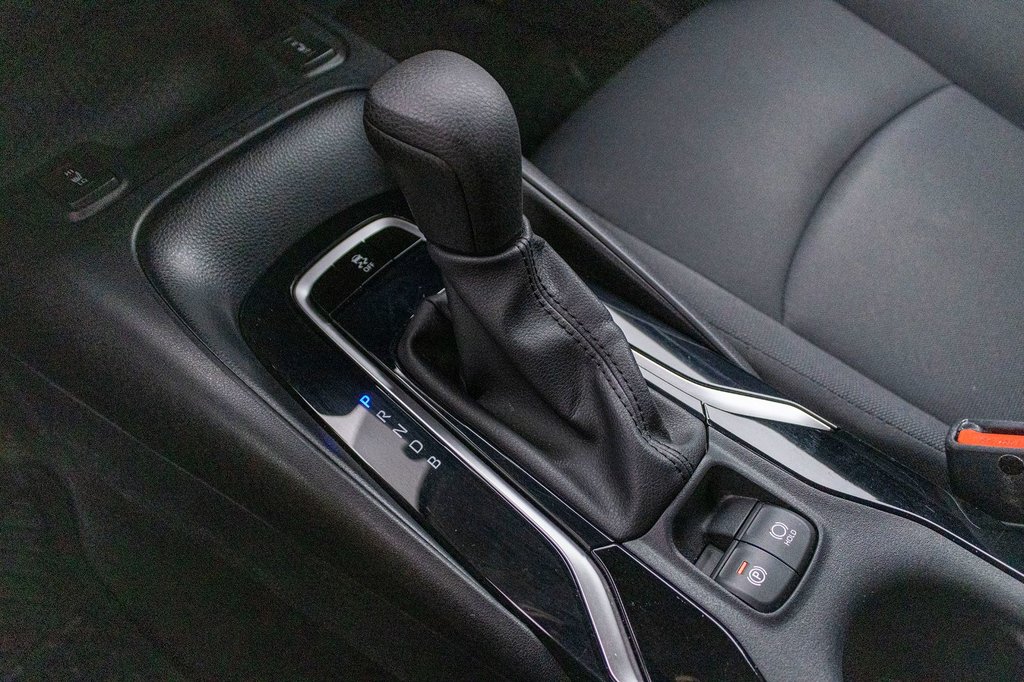 Toyota Corolla LE **CAMÉRA+CARPLAY+SIÈGES CHAUFFANTS** 2020 à Charlemagne, Québec - 14 - w1024h768px