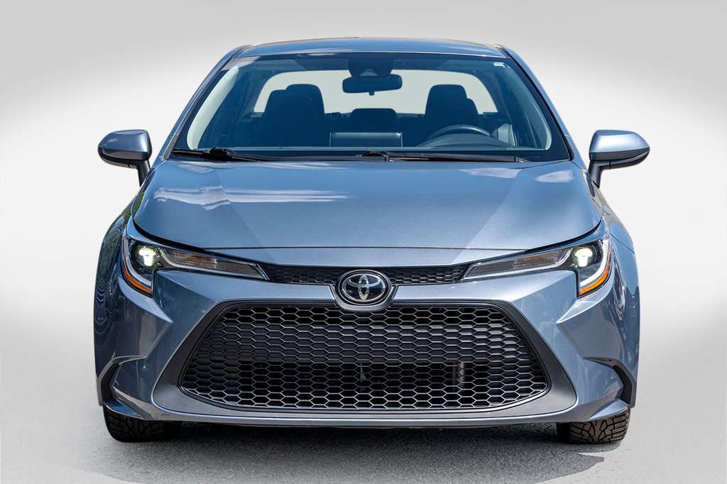 2020 Toyota Corolla LE **CAMÉRA+CARPLAY+SIÈGES CHAUFFANTS** in Charlemagne, Quebec - 2 - w1024h768px