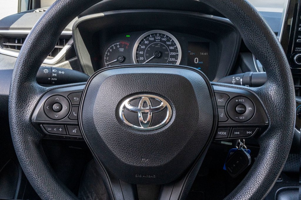 2020 Toyota Corolla LE **CAMÉRA+CARPLAY+SIÈGES CHAUFFANTS** in Charlemagne, Quebec - 8 - w1024h768px