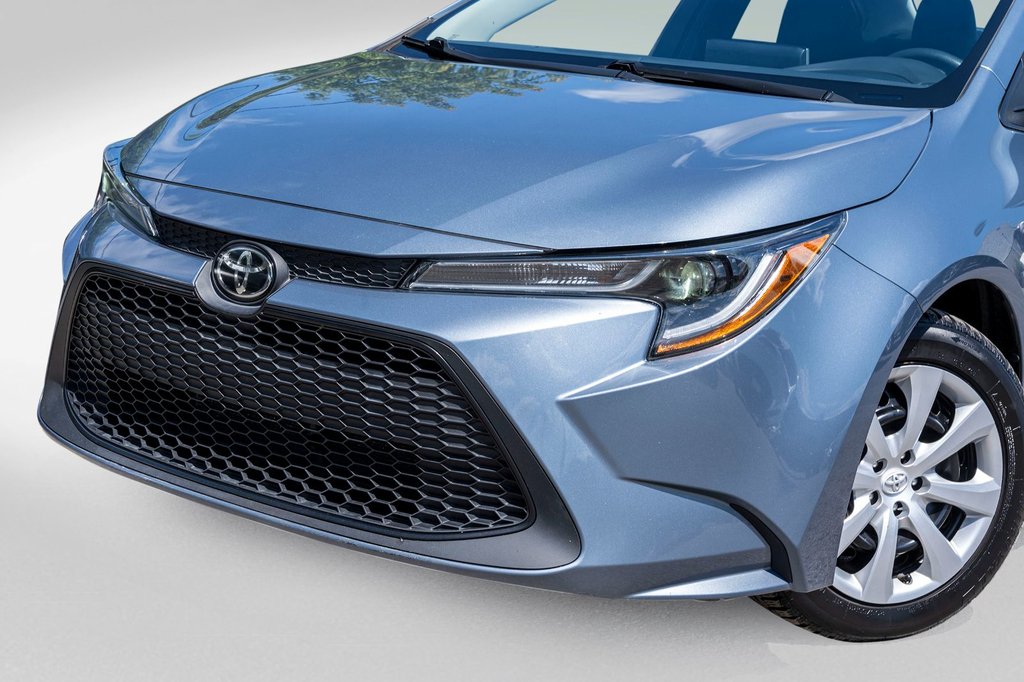 2020 Toyota Corolla LE **CAMÉRA+CARPLAY+SIÈGES CHAUFFANTS** in Charlemagne, Quebec - 23 - w1024h768px