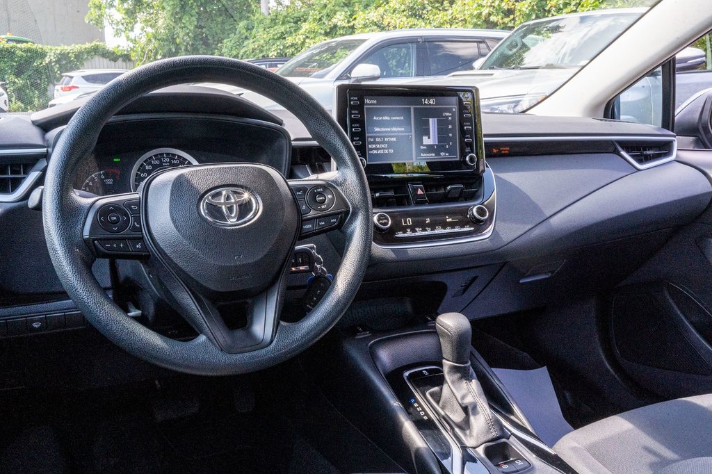 2020 Toyota Corolla LE **CAMÉRA+CARPLAY+SIÈGES CHAUFFANTS** in Charlemagne, Quebec - 6 - w1024h768px
