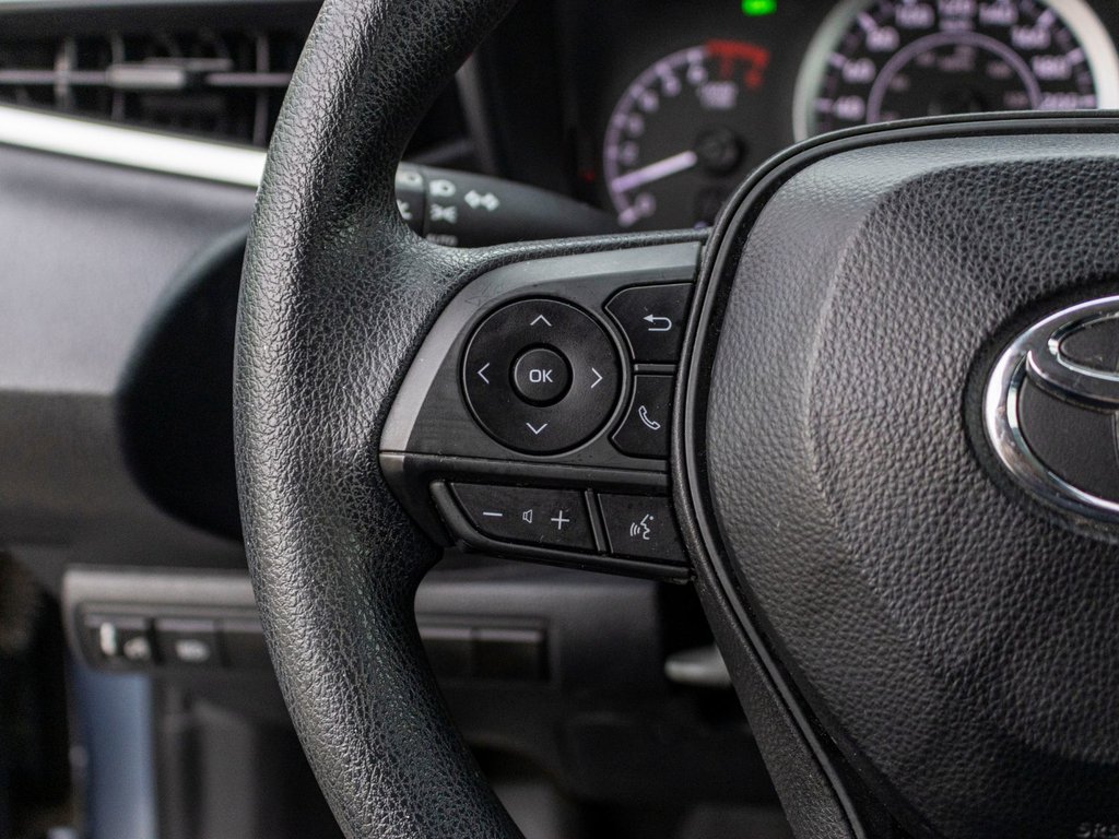 2020 Toyota Corolla LE in Saint-Jérôme, Quebec - 11 - w1024h768px