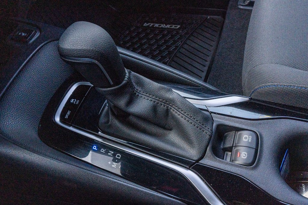 2021 Toyota Corolla SE **JAMAIS ACCIDENTÉ+CARPLAY+SIÈGES CHAUFFANTS** in Charlemagne, Quebec - 14 - w1024h768px