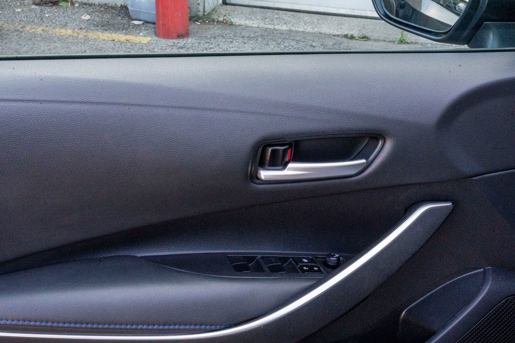 2021 Toyota Corolla SE **JAMAIS ACCIDENTÉ+CARPLAY+SIÈGES CHAUFFANTS** in Charlemagne, Quebec - 22 - w1024h768px