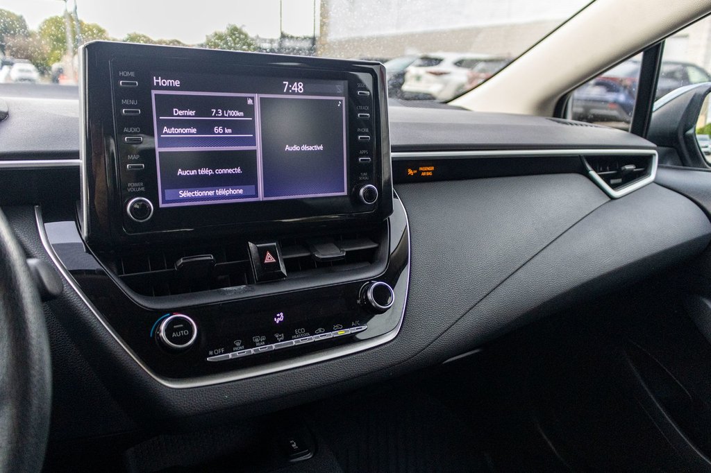2021 Toyota Corolla LE **JAMAIS ACCIDENTÉ+CARPLAY+SIÈGES CHAUFFANTS** in Charlemagne, Quebec - 13 - w1024h768px