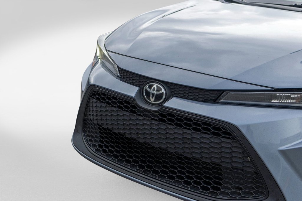 2021 Toyota Corolla LE **JAMAIS ACCIDENTÉ+CARPLAY+SIÈGES CHAUFFANTS** in Charlemagne, Quebec - 35 - w1024h768px