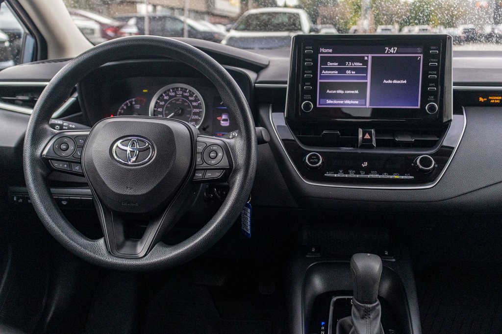 2021 Toyota Corolla LE **JAMAIS ACCIDENTÉ+CARPLAY+SIÈGES CHAUFFANTS** in Charlemagne, Quebec - 8 - w1024h768px