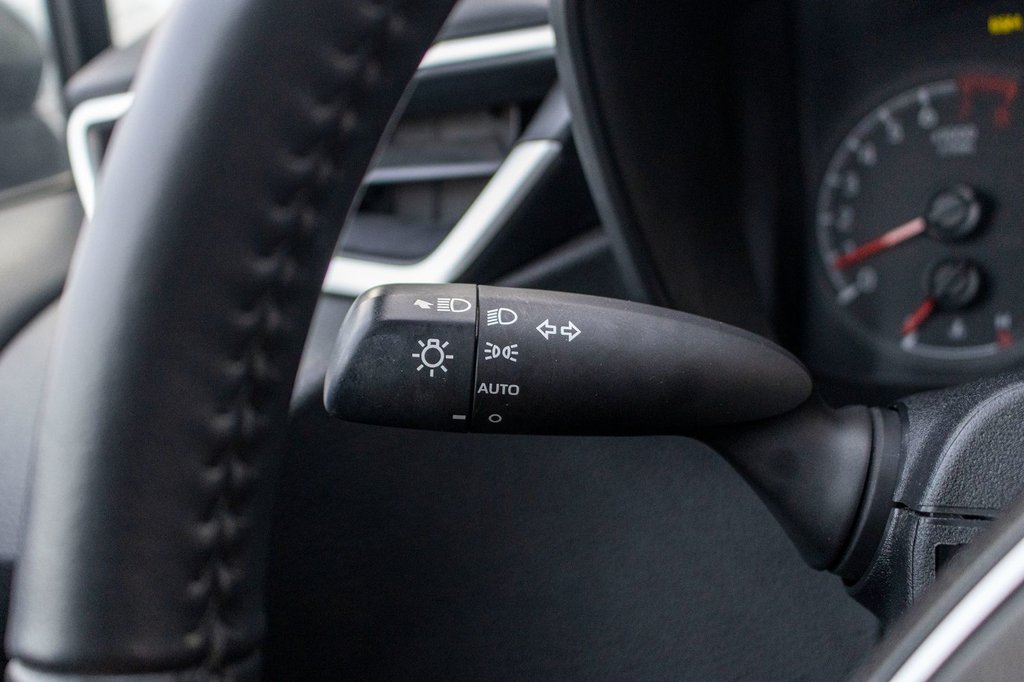 Toyota Corolla SE **JAMAIS ACCIDENTÉ+CARPLAY+SIÈGES CHAUFFANTS** 2021 à Charlemagne, Québec - 17 - w1024h768px