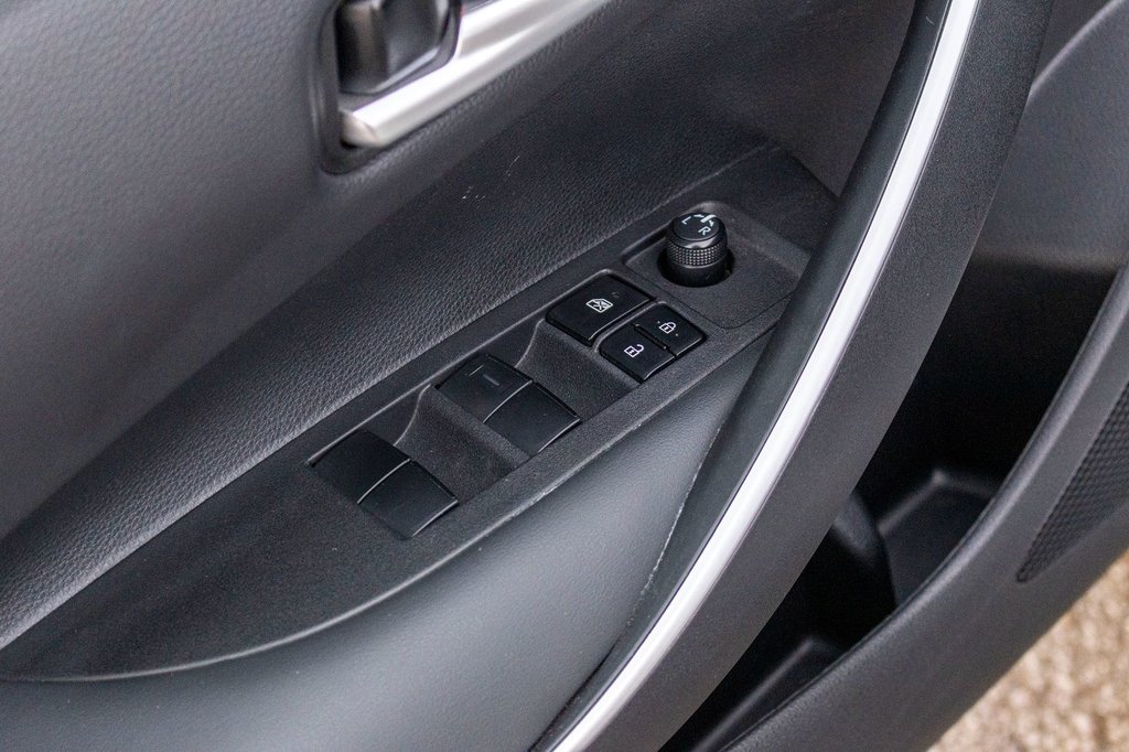 Toyota Corolla SE **JAMAIS ACCIDENTÉ+CARPLAY+SIÈGES CHAUFFANTS** 2021 à Charlemagne, Québec - 26 - w1024h768px