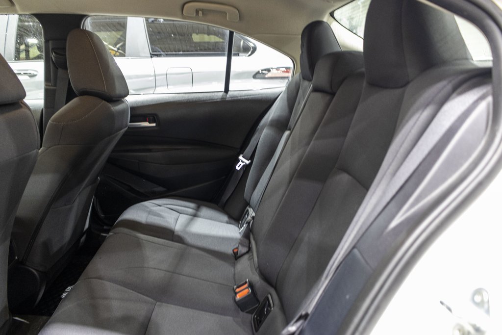 Toyota Corolla LE **JAMAIS ACCIDENTÉ+CARPLAY+SIÈGES CHAUFFANTS** 2021 à Charlemagne, Québec - 27 - w1024h768px