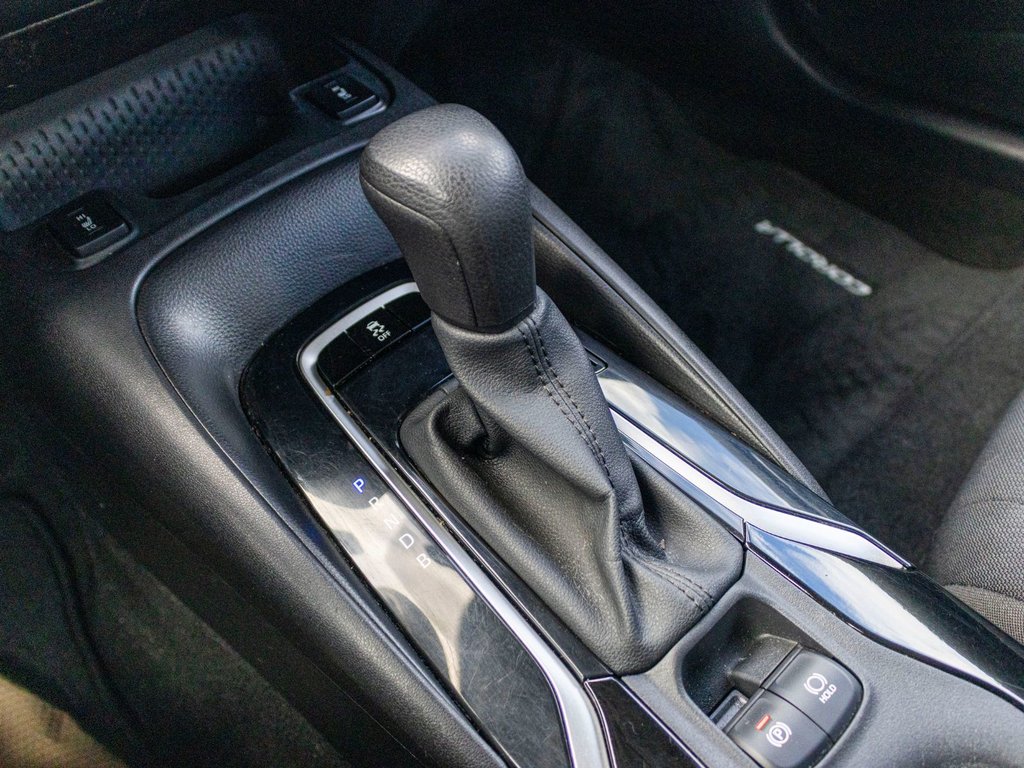 2021 Toyota Corolla LE ** SIÈGES AVANT CHAUFFANTS in Saint-Jérôme, Quebec - 14 - w1024h768px