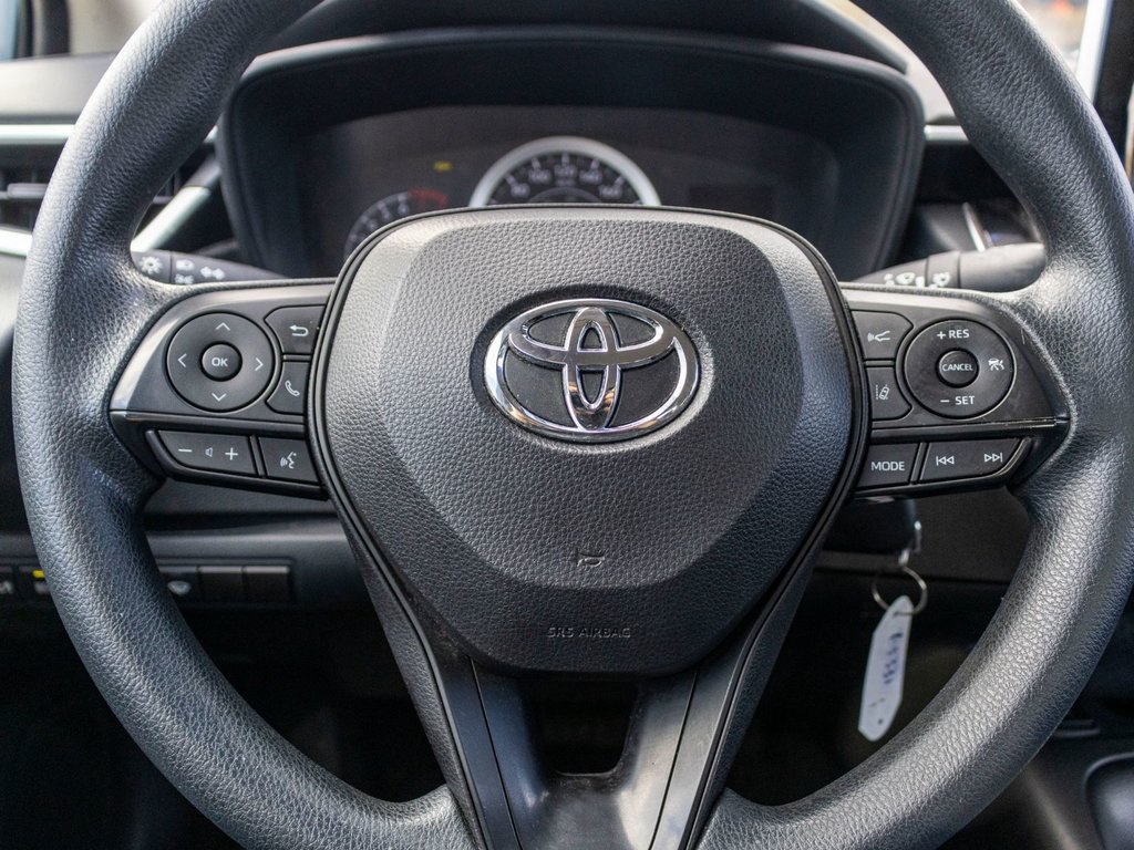 2021 Toyota Corolla LE ** SIÈGES AVANT CHAUFFANTS in Saint-Jérôme, Quebec - 10 - w1024h768px