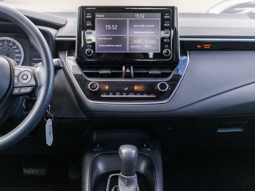 2021 Toyota Corolla LE ** SIÈGES AVANT CHAUFFANTS in Saint-Jérôme, Quebec - 9 - w1024h768px
